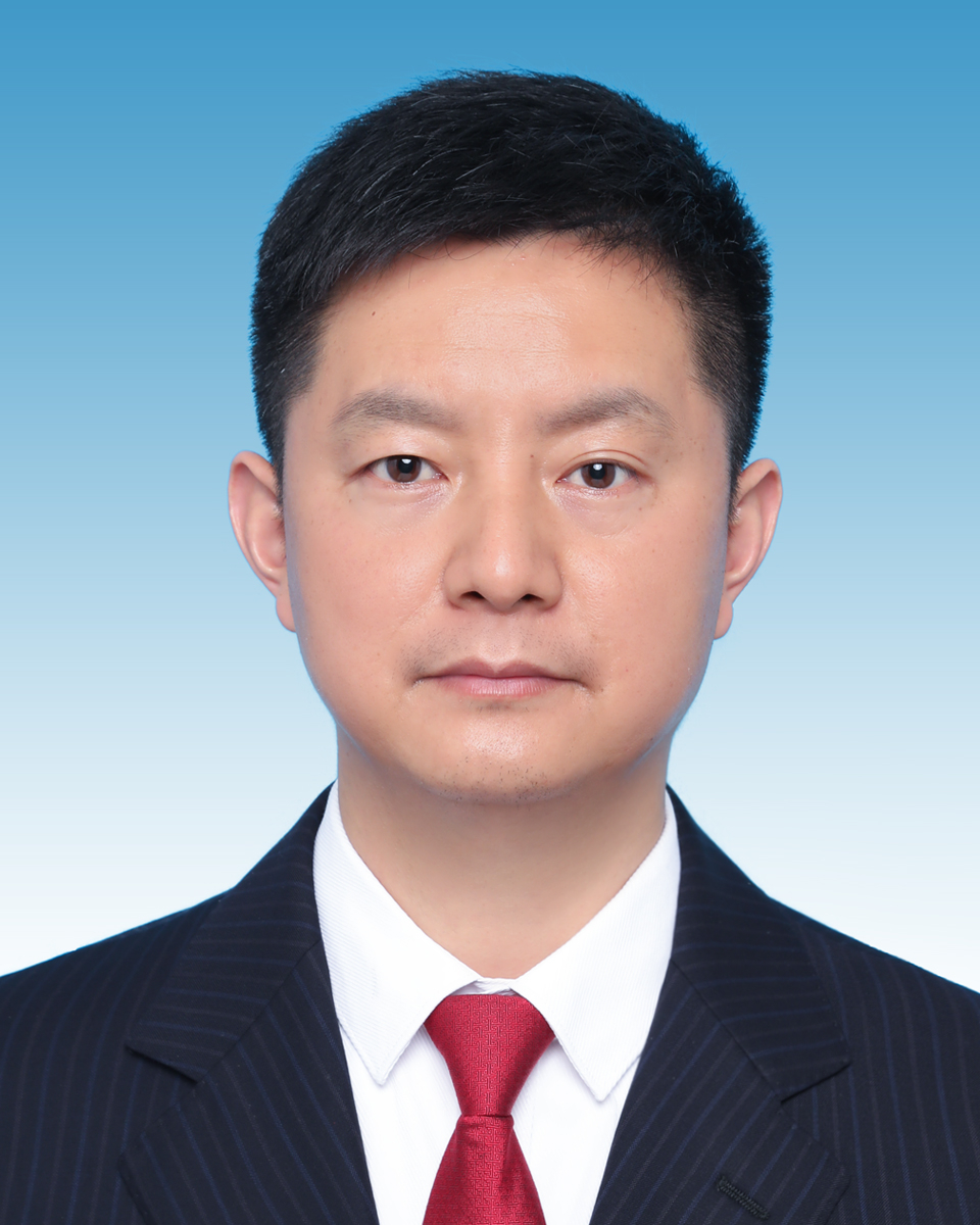 何国正证件照.jpg